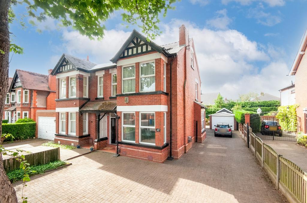 Green Lane, Padgate, Warrington, WA1 4 bed semidetached house £425,000