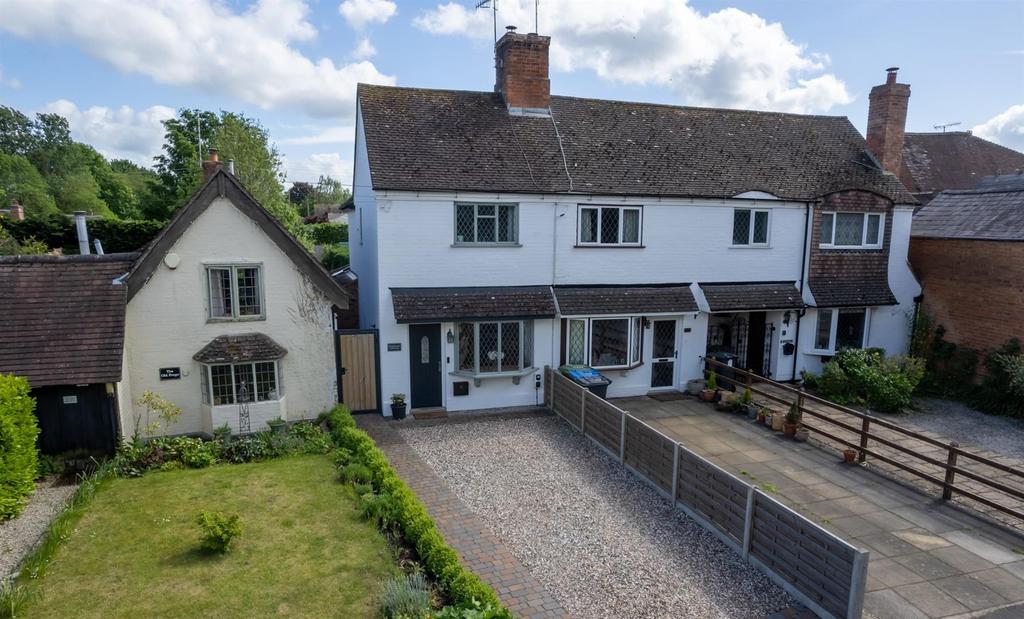 Chapel Street, Welford On Avon... 2 bed end of terrace house £350,000