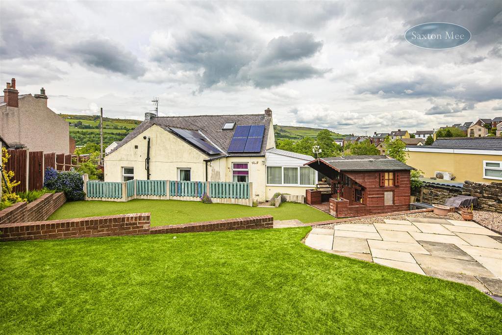 Smith Road, Stocksbridge, S36 1FG 4 bed detached house £300,000