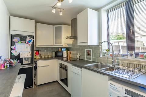 21 Ashdale Road, Ilkeston, DE7 5AH