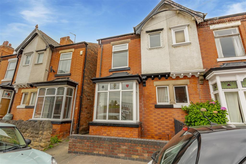 Albert Road, Long Eaton 3 bed semidetached house £235,000