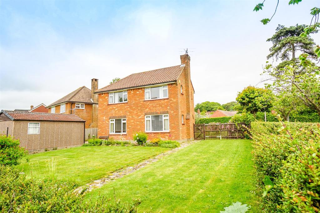 Langham Road, Hastings 3 bed detached house £475,000