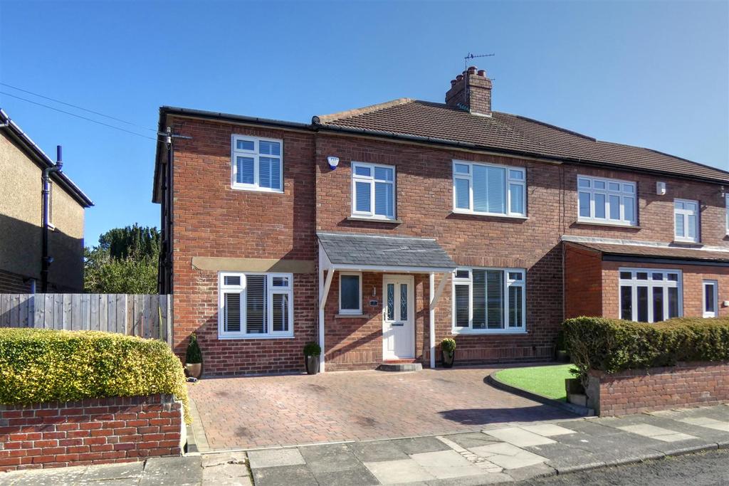 The Crossway, Loansdean, Morpeth 4 bed semidetached house for sale £