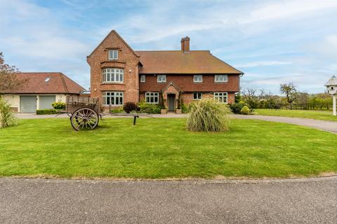 5 bedroom detached house for sale, Seasalter Road, Graveney, Faversham