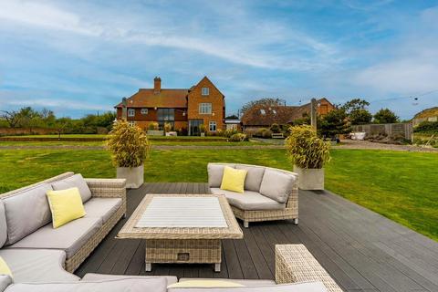 5 bedroom detached house for sale, Seasalter Road, Graveney, Faversham