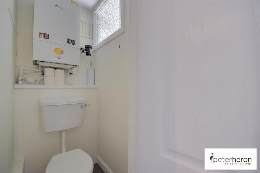 Cloakroom/WC