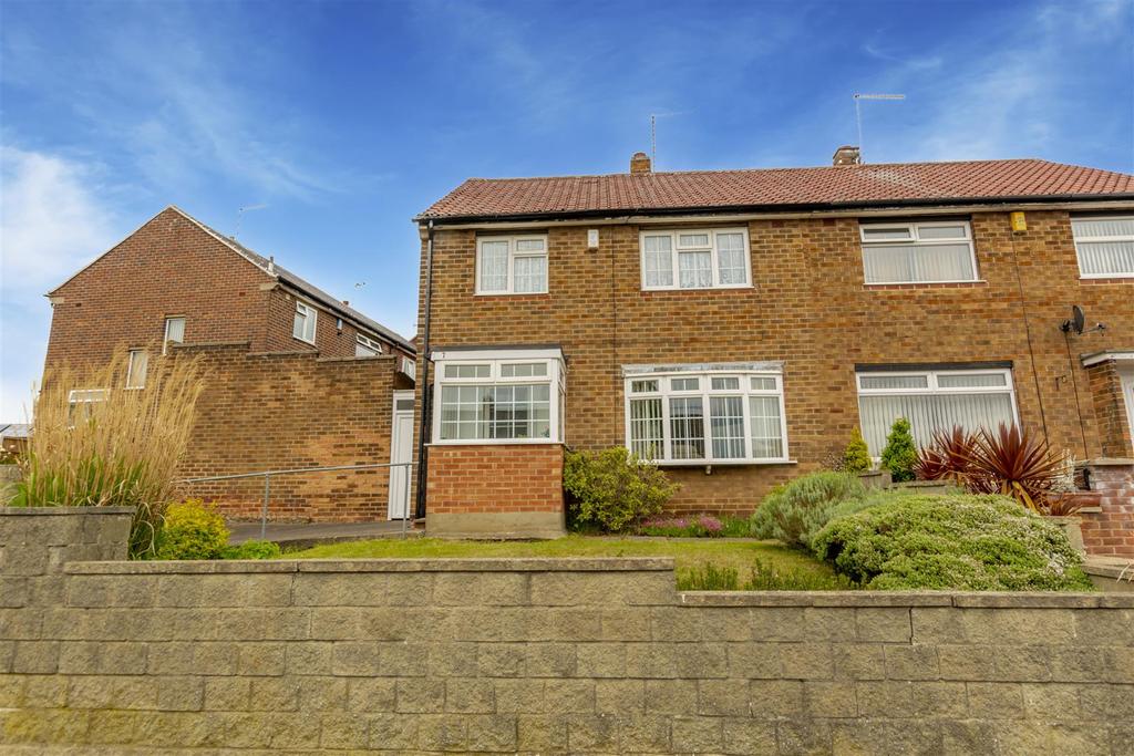 Coleridge Crescent, Daybrook 3 bed semidetached house £190,000