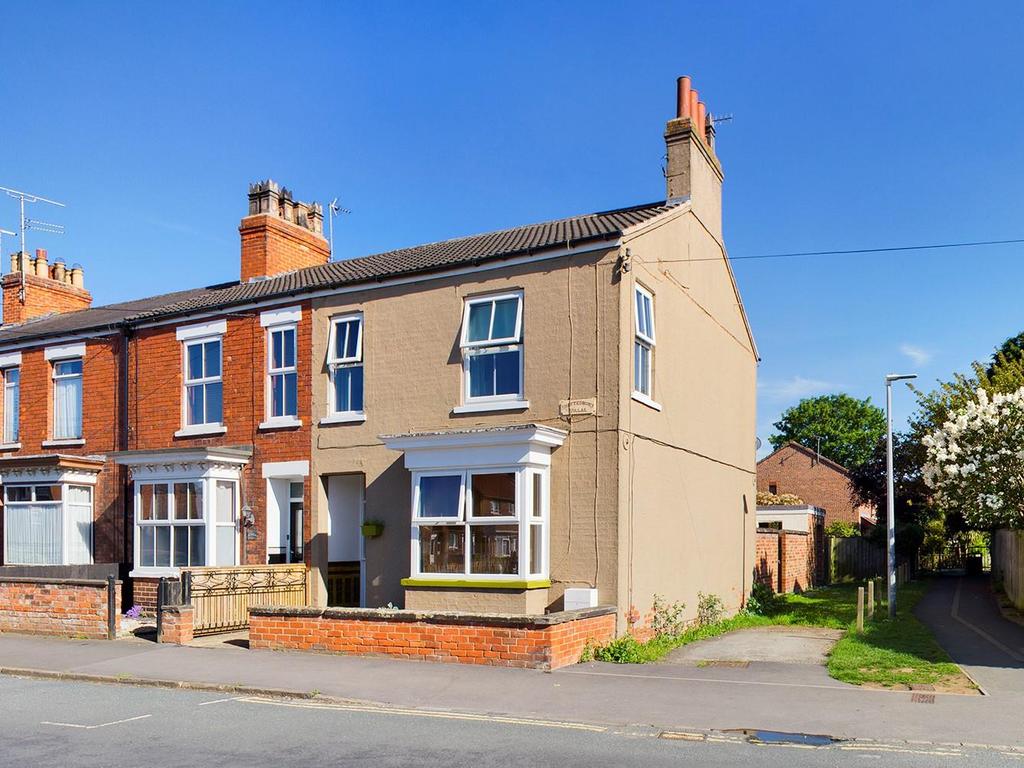 Grovehill Road, Beverley 3 bed end of terrace house for sale £285,000