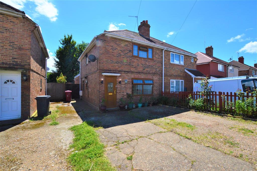 Norfolk Avenue, Slough, Slough 3 bed semidetached house £440,000
