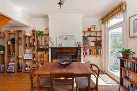 15 Beryl Road, Bristol, BS3 3DH
