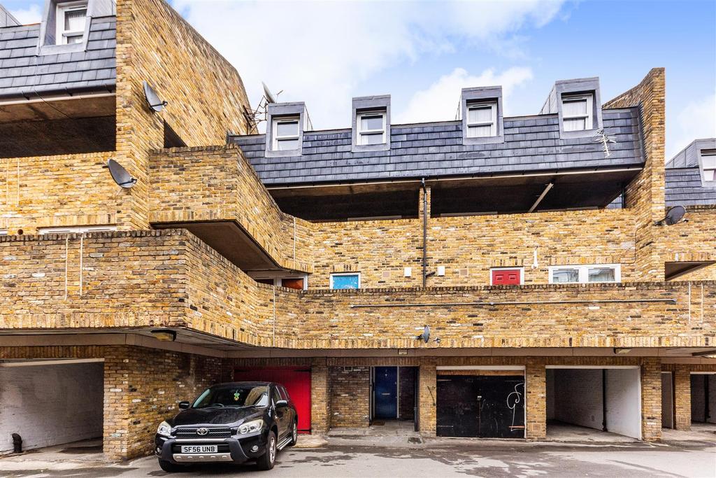 5 Friar Mews-2.jpg