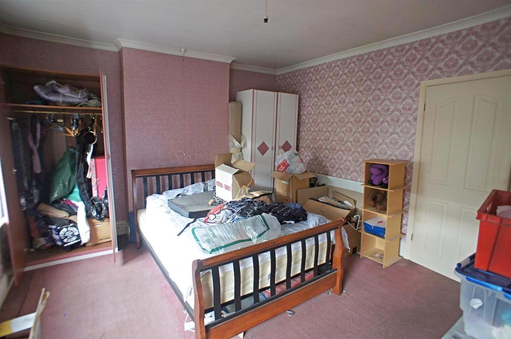 Bed1 (7).jpg