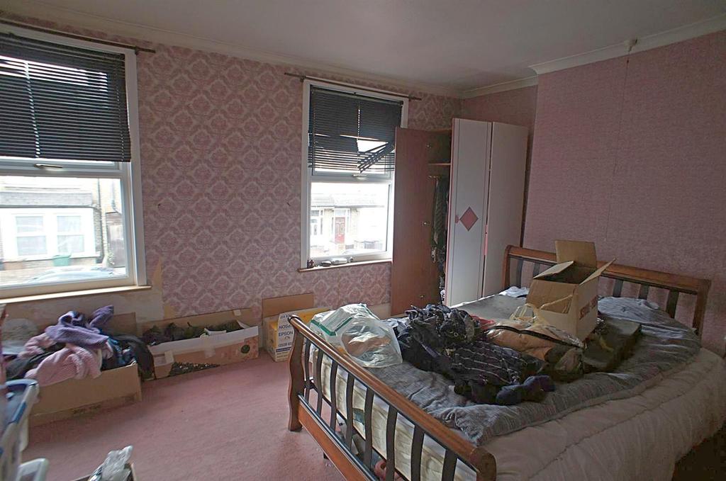 Bed1i (3).jpg