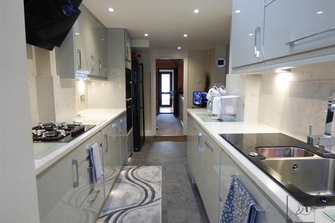 3 Cirrus Crescent, Gravesend, DA12 4QS