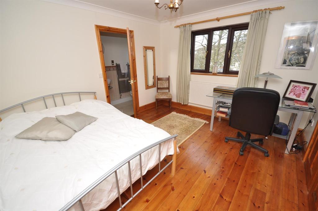 Rear Bedroom 4