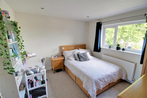 23 Oak Way, Huntley, Gloucester, GL19 3SD