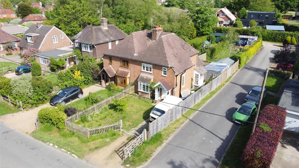 Ewhurst Lane, Northiam 3 bed semidetached house for sale £450,000