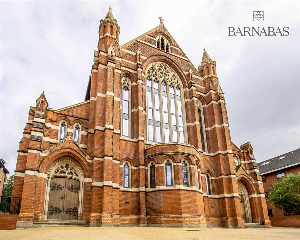 Barnabas Apartments, 40a Holden Road... 2 bed flat £2,200 pcm (£508 pw)