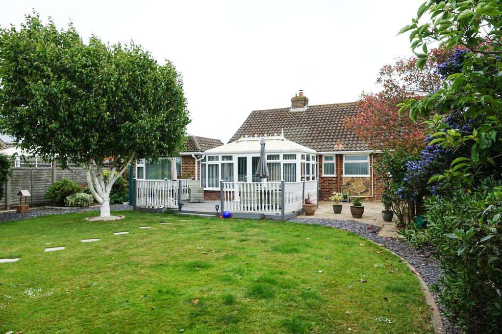 West Meads, Bognor Regis 3 bed detached bungalow £485,000