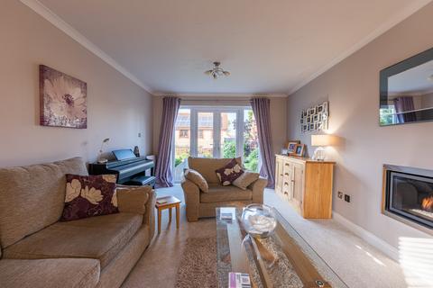20 Turnpike Gate, Wickwar, Wotton-under-edge, GL12 8ND