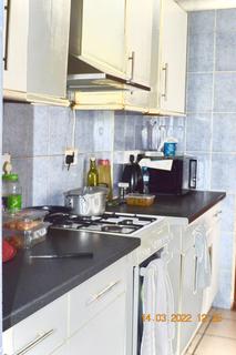 2 bedroom terraced house to rent, Manor Park, London, E12