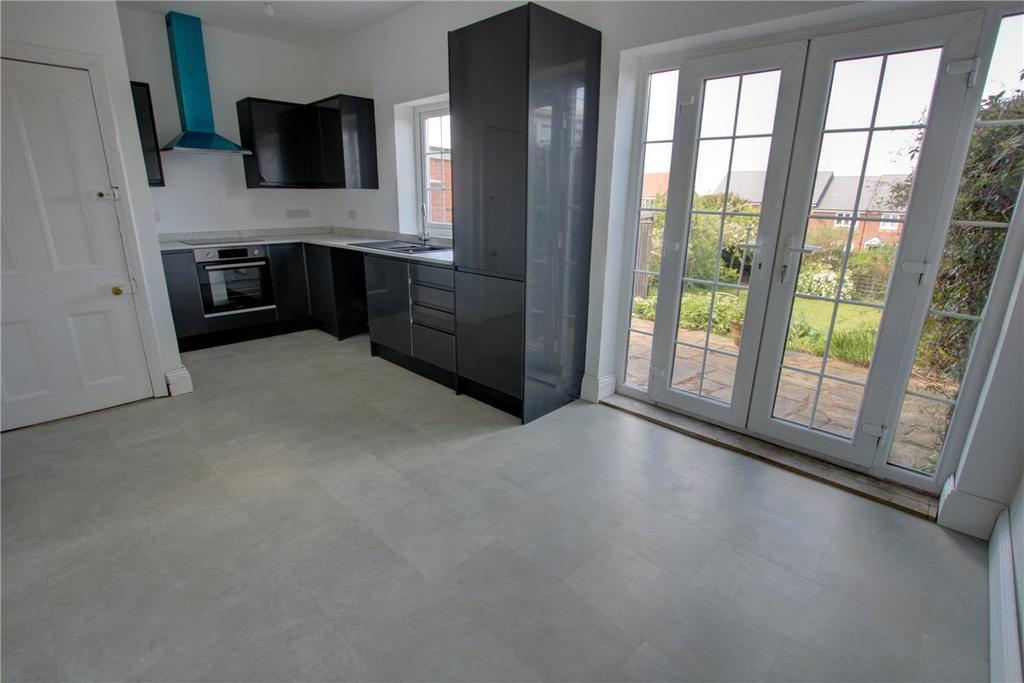 Plunkett Road, Dipton, Stanley, DH9 3 bed semidetached house £164,999