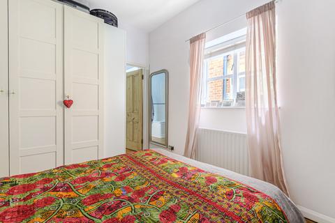 54a Broad Street, Teddington, TW11 8QY