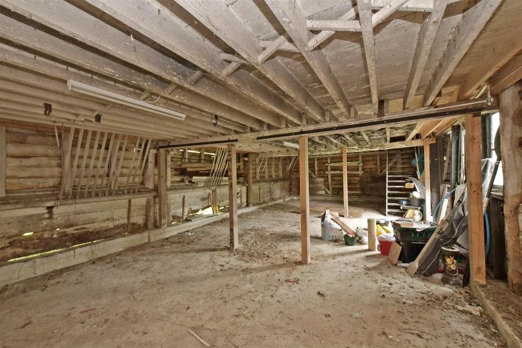 Workshop/Outbuildings