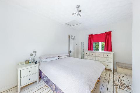 136 Hawthorn Road, Rochester, ME2 2HR