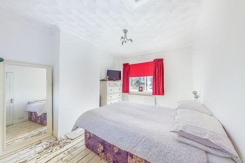 136 Hawthorn Road, Rochester, ME2 2HR