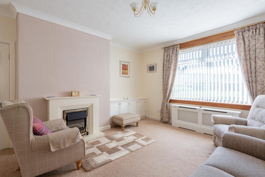 Winifred Street, Kirkcaldy, KY2 2 bed flat £84,500