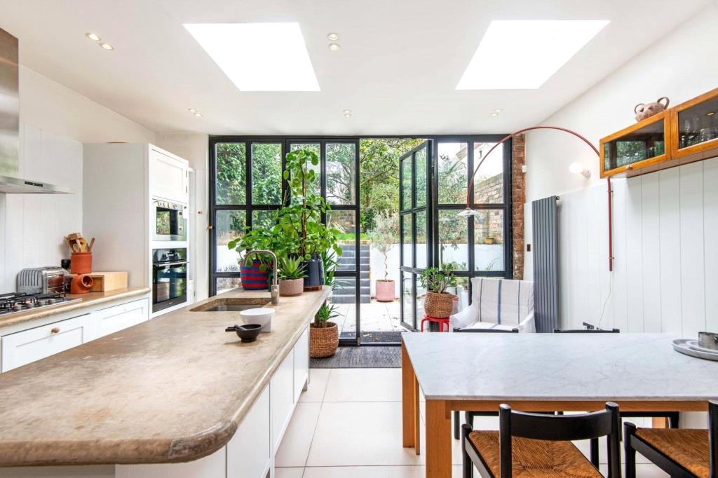 St Pauls Crescent, Camden, London, NW1 4 bed end of terrace house £
