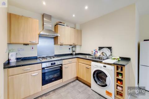 2 bedroom apartment for sale, Taywood Road, Northolt, UB5