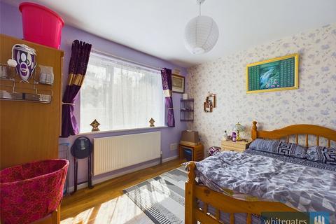 124 Cecil Avenue, Bradford, BD7 3BS