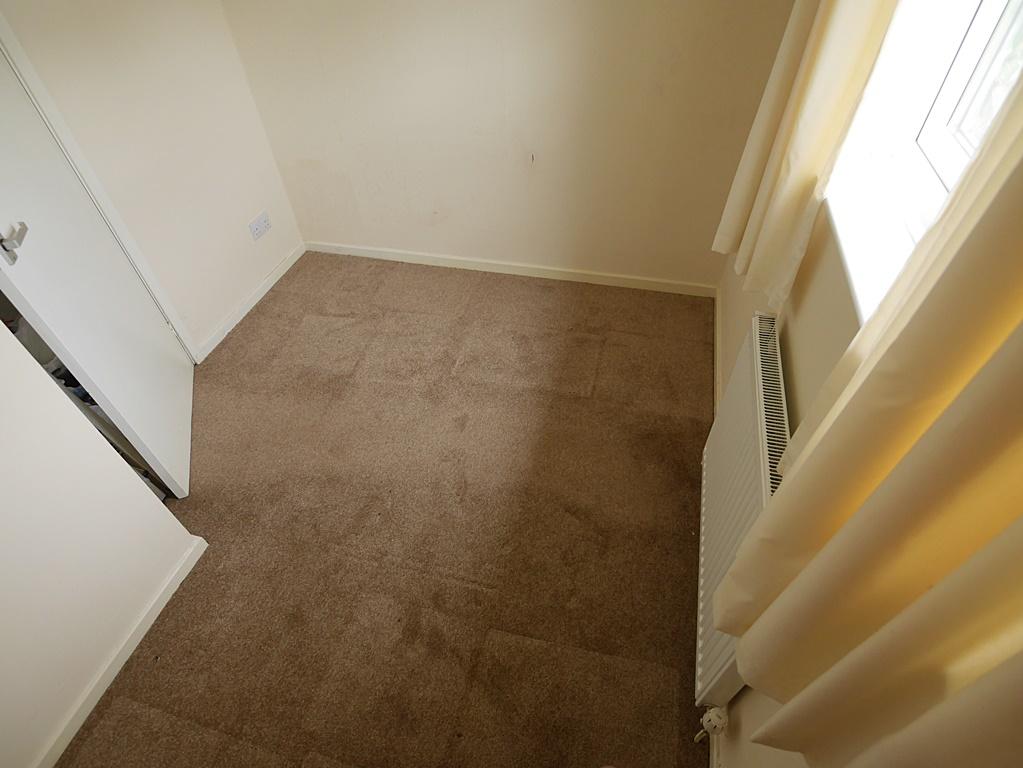 23 A Mosspark Avenue, Dumfries, DG1 4 PA - Braidwood