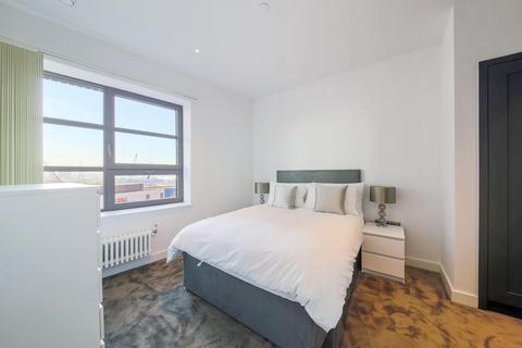 1 bedroom apartment for sale, Kent Building, London City Island, London, E14
