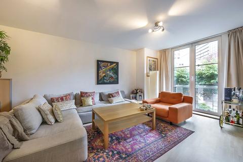 1 bedroom flat for sale - Mary's Court, 4 Palgrave Gardens, London