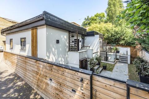 2 bedroom semi-detached house for sale - Frognal,  Hampstead NW3,  NW3