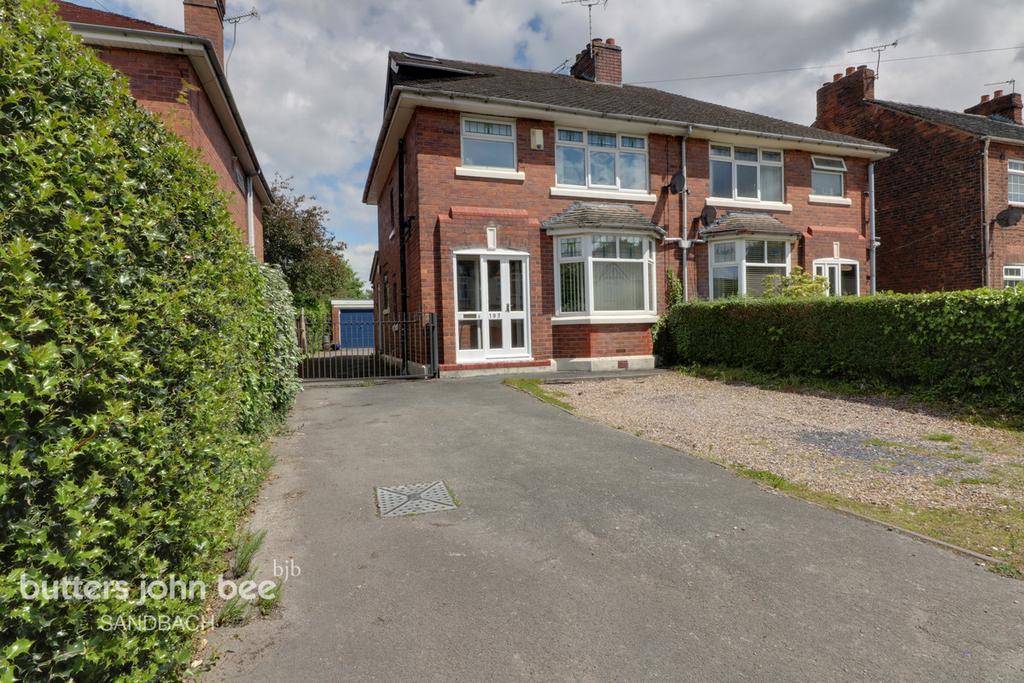 Middlewich Road, Sandbach 4 bed semidetached house £290,000