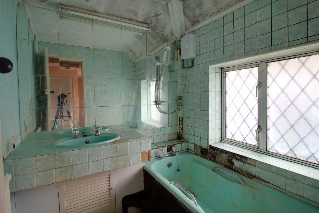 Bathroom 1