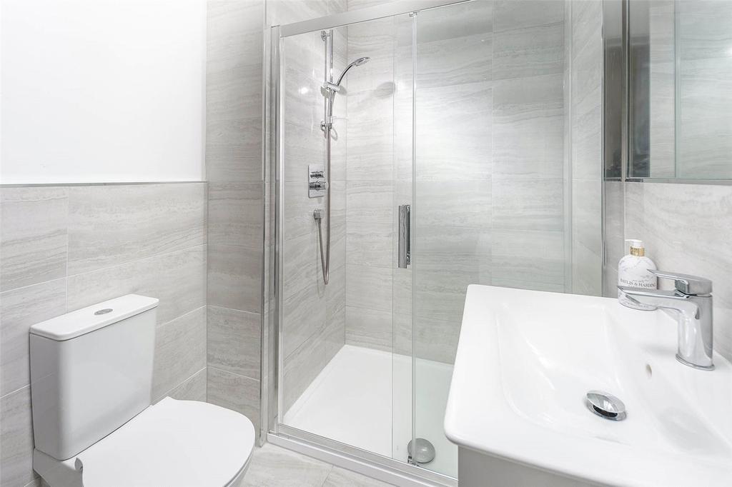 Second Ensuite