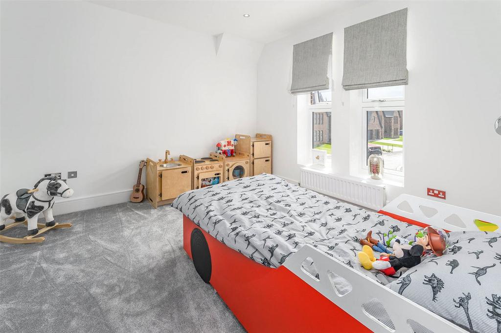 Fifth Bedroom