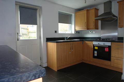 2 bedroom semi-detached house for sale - Fields New Road, Chadderton, Oldham