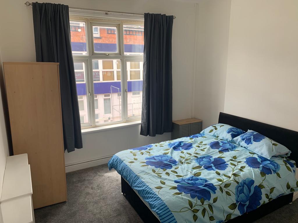One bedroom furnished flat