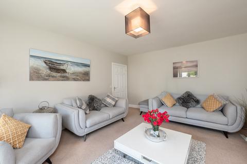 9 William Geddes Place, Blairgowrie, PH10 6FE