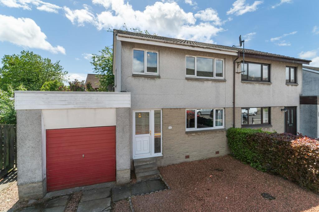 Forbes Street, Alloa... 3 bed semidetached house £155,000