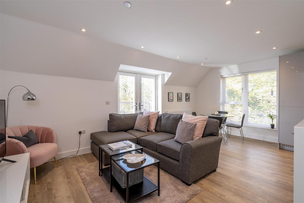 Anna Sewell Way, Chichester, West Sussex 1 bed apartment £225,000