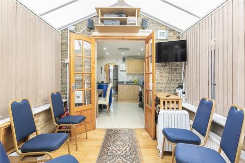 20 Rainbow Street, London, SE5 7TD