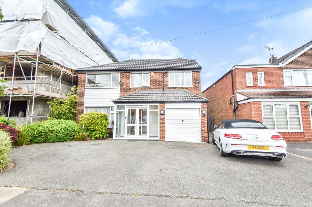 Hillingdon Road, Whitefield, M45 4 bed detached house £650,000