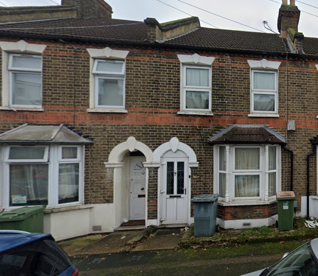 Winkfield Road, London, E13 2 bed terraced house £1,550 pcm (£358 pw)